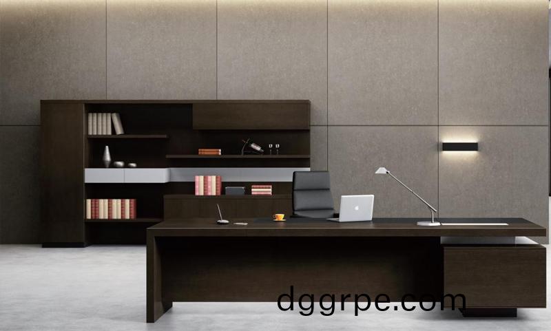 雷腾系列Y020高管桌正面图片