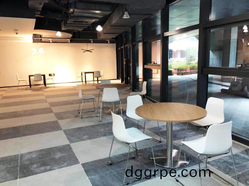 南京柯菲平制药公司办公家具之洽谈区家具