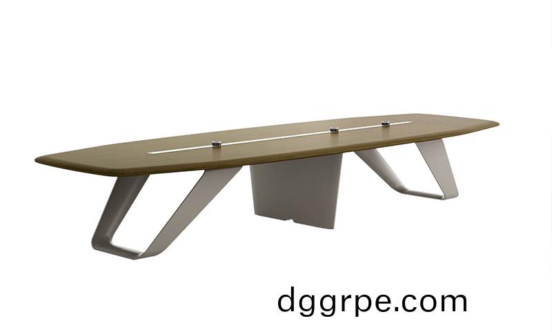 曲睿系列MR40油漆会议桌