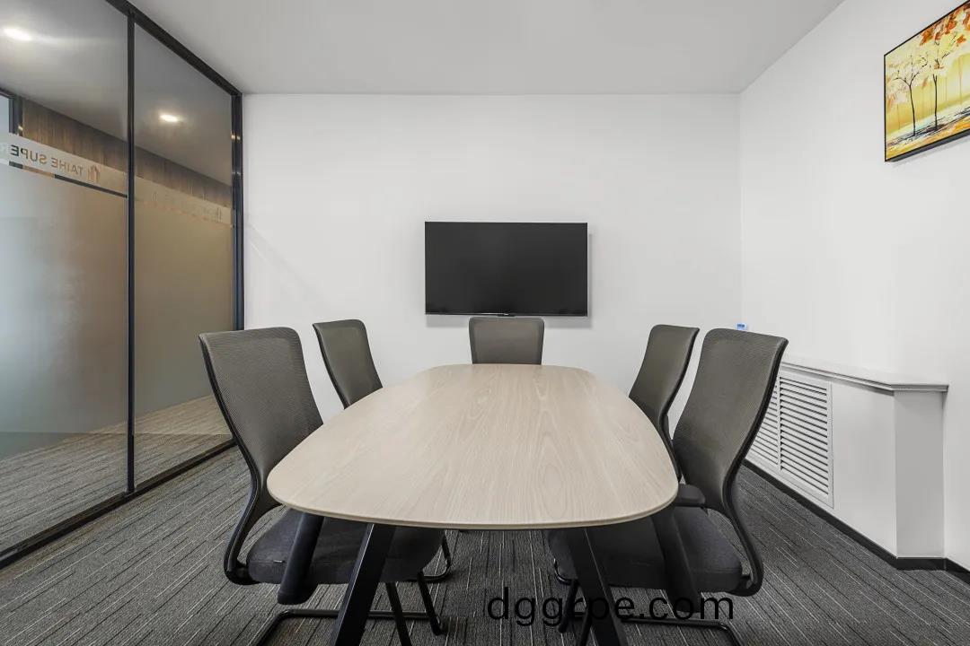 简约舒适现代办公室家具案例之洽谈桌