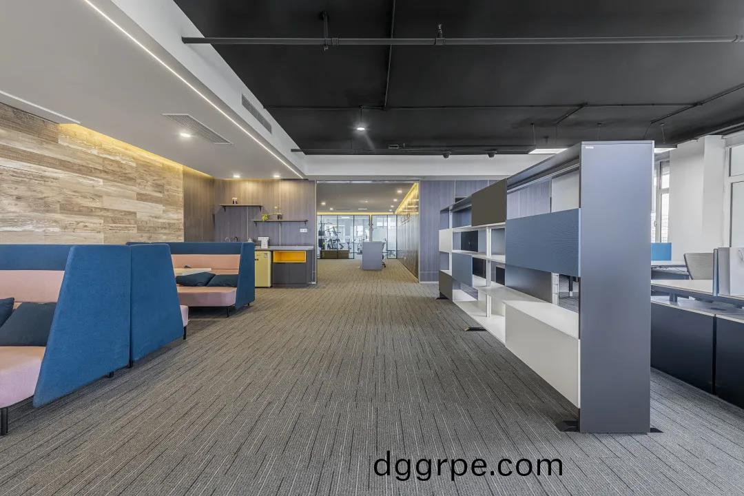 简约舒适现代办公室家具案例之办公沙发