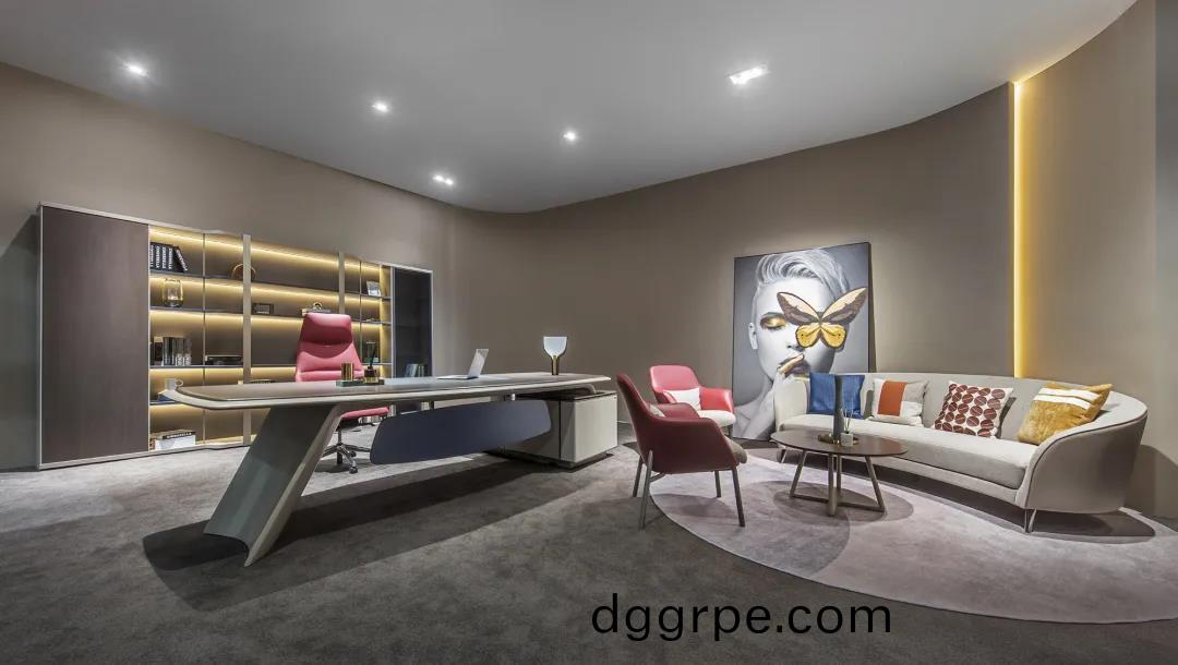 科尔卡诺获奖项目（一）：化蛹成蝶之班台