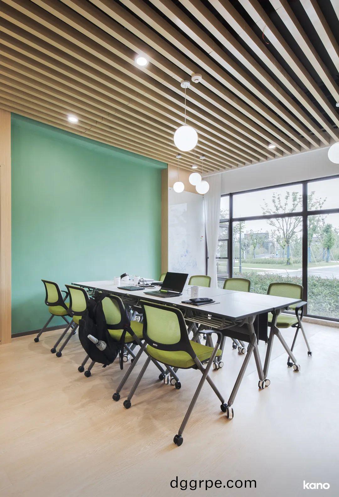 学校会议桌供应商