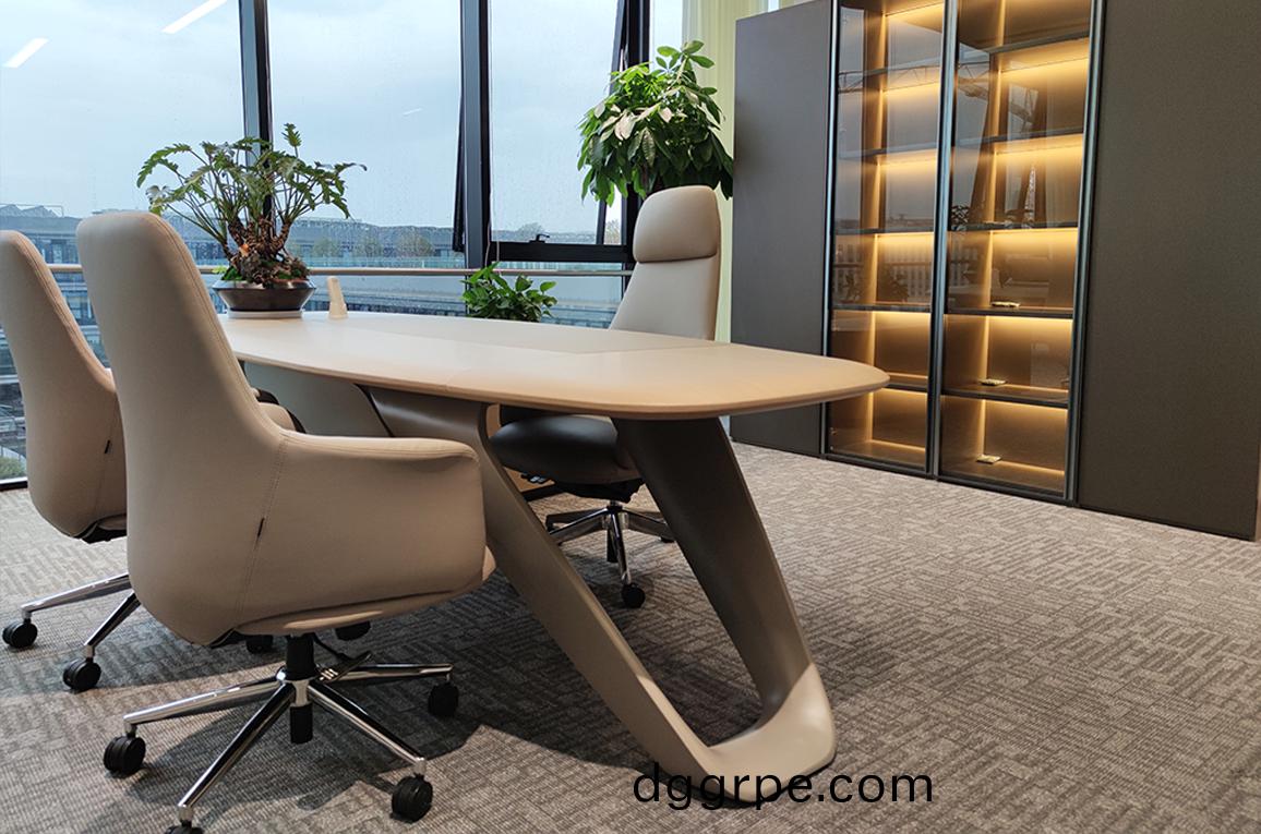 大型集团公司办公家具采购案例之经理办公桌