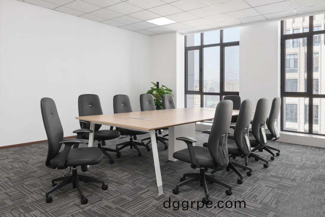 百洋医药集团办公楼家具配套之10人会议桌